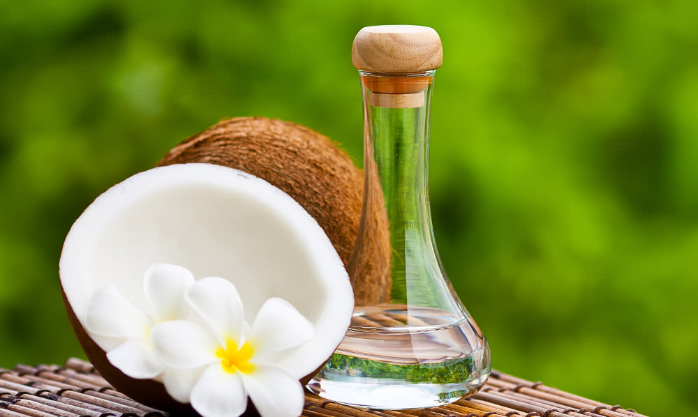 The Surprising Benefits and Uses of Coconut Oil